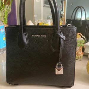 Michael Kors Hansbag